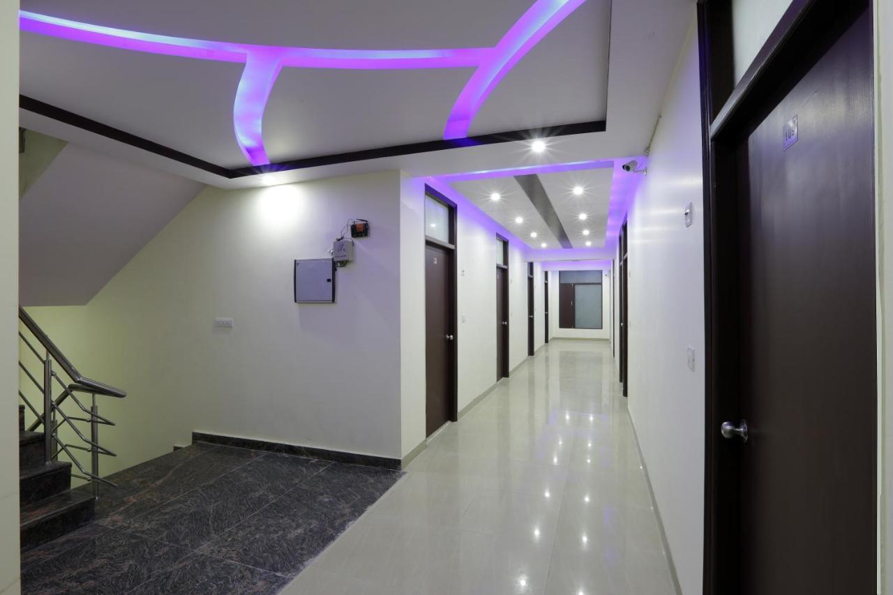 Hotel O Mahipalpur Inn New Delhi Extérieur photo