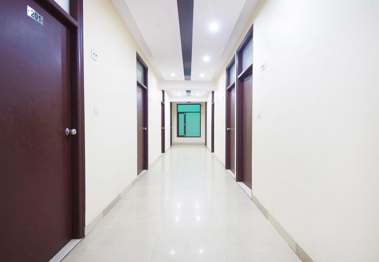 Hotel O Mahipalpur Inn New Delhi Extérieur photo