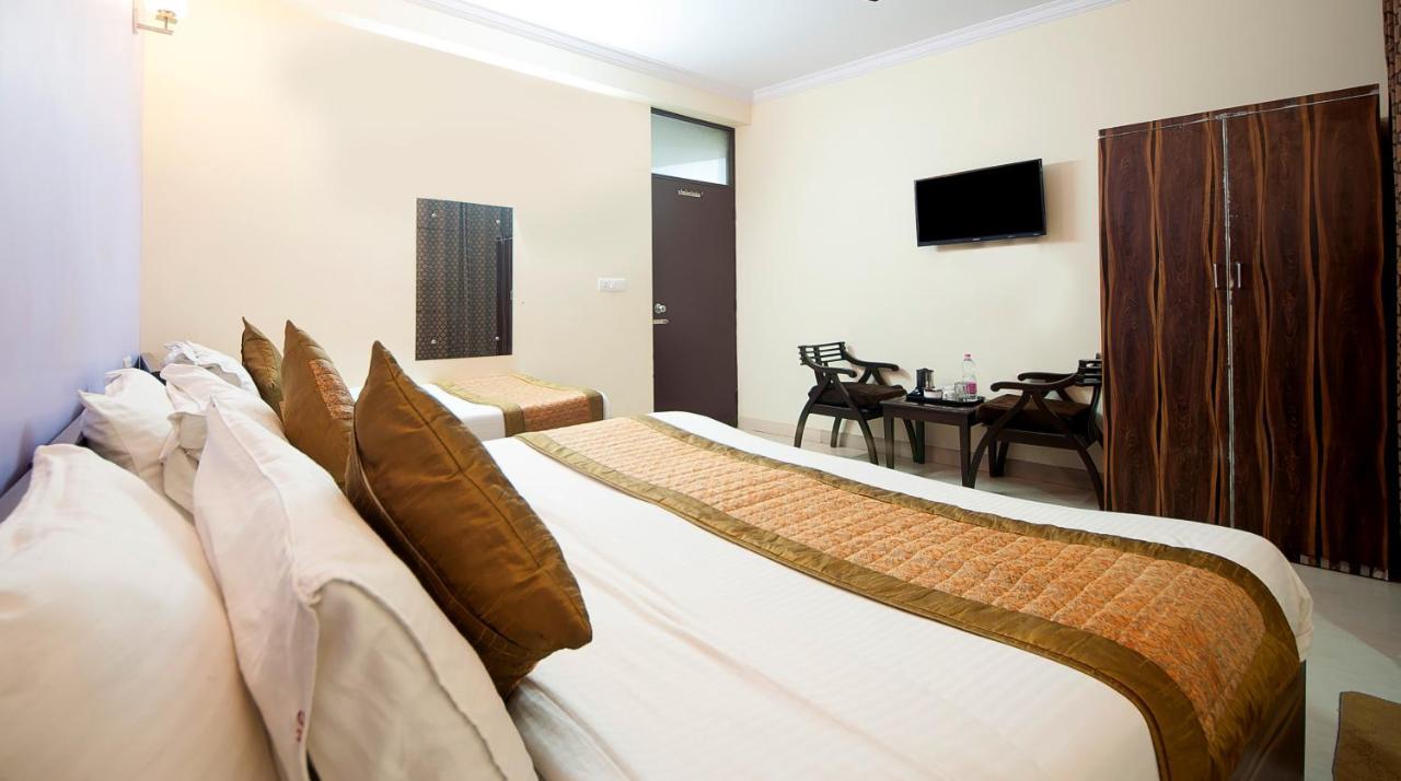 Hotel O Mahipalpur Inn New Delhi Extérieur photo